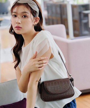 Tiaclasse 【安田美沙子さん着用・2TYPE肩紐/ショルダー&斜め掛け】フラップミニバッグ モカA(クロコ調）