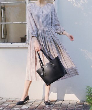 Tiaclasse 【安田美沙子さん　小倉優子さん着用】リボンデザイン通勤バッグ ブラック