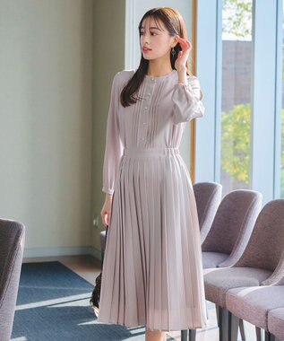 Tiaclasse 【新色追加・洗える】パールボタンプリーツワンピース グレージュ