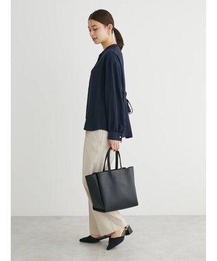 Green Parks きれいシルエットパンツ（ワイドストレート） Beige