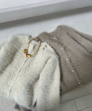 Feroux 【尾﨑真衣さんコラボ商品】フェザータッチニット カーディガン アイボリー系