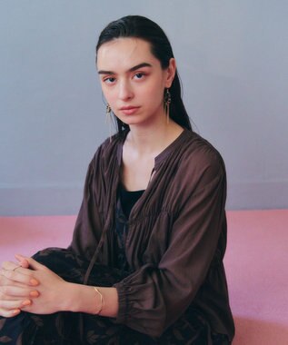 YECCA VECCA リボンデザインシアーブラウス Brown