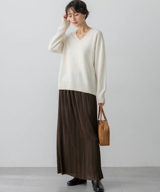 23区 【見上愛さんコラボカラー/VERY掲載】カシミヤブレンド Vネック ニット ホワイト系