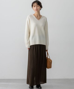 23区 【見上愛さんコラボカラー/VERY掲載】カシミヤブレンド Vネック ニット ホワイト系