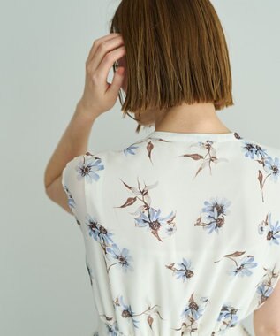 YECCA VECCA フラワー柄フリルプリーツワンピース Off White