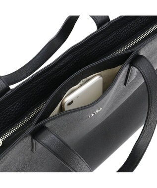 IBIZA カレーラ　セミショルダーバッグ ピンクベージュ