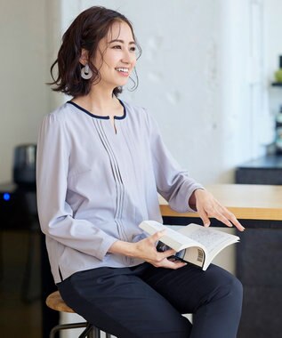 Tiaclasse 【洗える】大人上品な配色ピンタックブラウス グレーネイビー