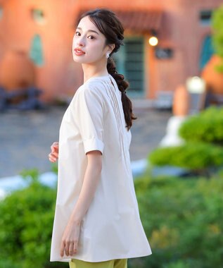 Tiaclasse L 【洗える】バックピンタックフレアチュニックブラウス アイボリー