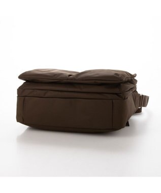 Y'SACCS ダブルホックポケットショルダー チョコ