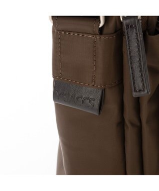 Y'SACCS ダブルホックポケットショルダー チョコ