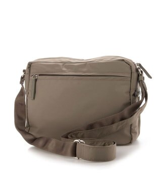 Y'SACCS ダブルホックポケットショルダー グレージュ