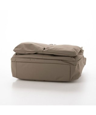 Y'SACCS ダブルホックポケットショルダー グレージュ