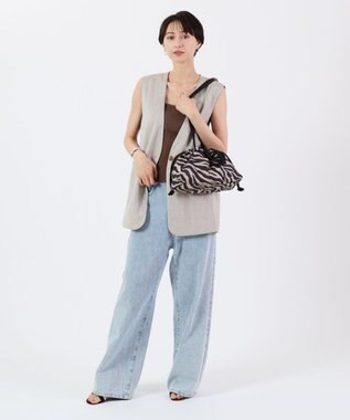 LeSportsac E/W CITY DRAWSTRING BAG??? /アップタウンラフィアゼブラ/ブラック アップタウンラフィアゼブラ/ブラック