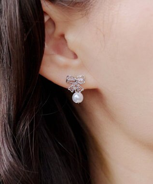 Tiaclasse 【金属アレルギー対応／選べる2タイプ】リボン＋パールピアス シルバーＡ