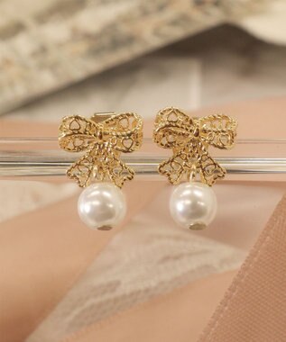 Tiaclasse 【金属アレルギー対応／選べる2タイプ】リボン＋パールピアス ゴールドＡ