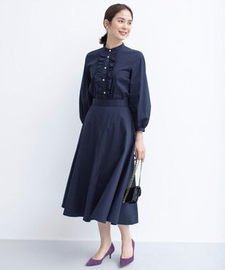 組曲 コンパクトシャーティング フリルブラウス ネイビー系