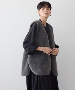 AMERICAN HOLIC 丈違いフェイクファーベスト Charcoal Gray