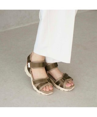 MODE ET JACOMO <carino>厚底クロスベルトスポーツサンダル オーク