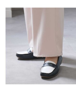 Pointer 〈新色追加〉本革ドライビングシューズ ダークネイビー×ホワイト