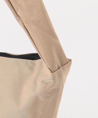 LA BAGAGERIE 【maison vert】 【トラベルにぴったり！】メニーポケットボディショルダーバッグ ベージュ