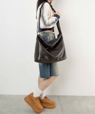 WEGO 【ユニセックス着用ITEM】レザータッチBIGショルダー ダークブラウン