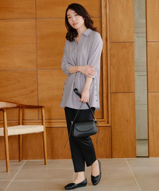 Tiaclasse 【洗える】サイドボタンシャツチュニックブラウス グレージュ