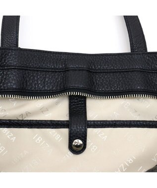 IBIZA カレーラ　セミショルダーバッグ ピンクベージュ