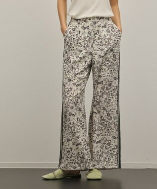 GRACE CONTINENTAL モノトーンフラワープリントパンツ
