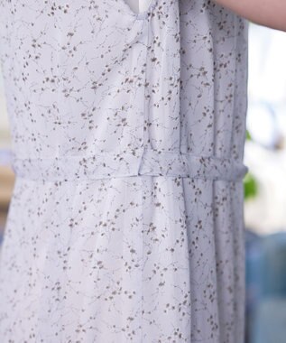 Tiaclasse L 【洗える】花柄シフォン衿ギャザーワンピース グレー