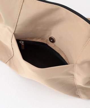 LA BAGAGERIE 【maison vert】 【トラベルにぴったり！】メニーポケットボディショルダーバッグ ベージュ