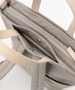 Y'SACCS アシメファスナーポケットリュック ベージュ