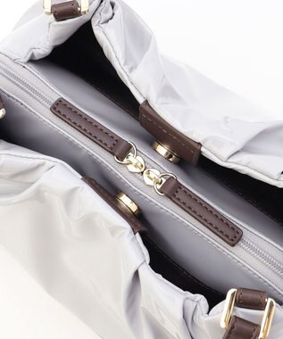 LA BAGAGERIE ソフトエナメル2WAYハンドバッグ Mサイズ ライトグレー