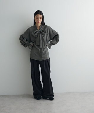 Green Parks ボウタイリボンブラウス Charcoal Gray