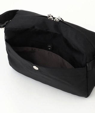 Y'SACCS テープデザイン　トラベルボックスショルダー ブラック