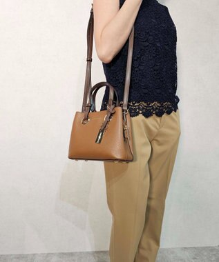 style code 【MERCURYDUO/マーキュリーデュオ】メタルアイレット　ミニショルダーバッグ、ハンドバッグ キャメル