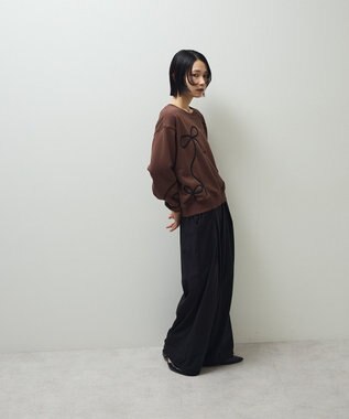 Green Parks ・ｓｗｉｎｇ　ｂｙ　リボンコード刺繍スウェット Brown