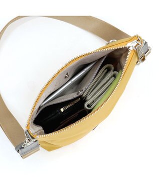 IBIZA シウダード　ナイロンショルダーバッグ ライトグレー