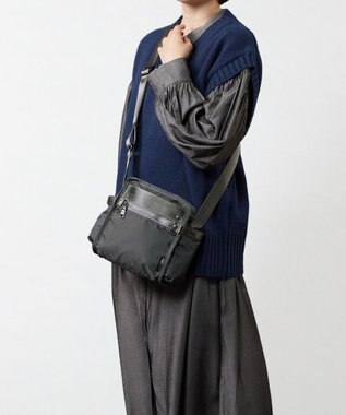 Y'SACCS 【Y’SACCS vous et】リップストップナイロンポシェット グレー