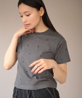 Green Parks ・ＤＯＵＢＬＥ　ＦＬＡＧＳ　ハート総柄刺繍ＴＥＥ Charcoal Gray
