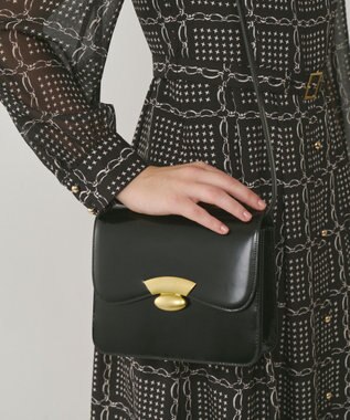 GRACE CONTINENTAL TOV COURANTE BAG ブラック