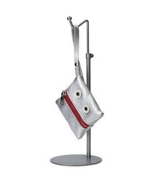 INTER-CHAUSSURES 【RIPANI】レザーチャームポーチ シルバー