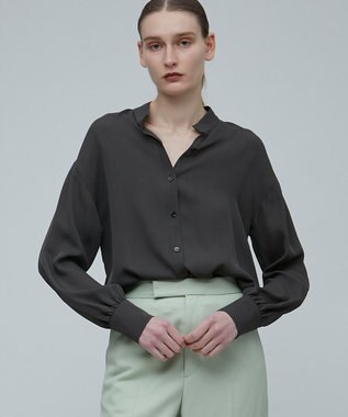 BEIGE， BRISSAC / スタンドカラーブラウス C.Gray