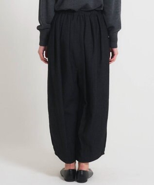 muuc 〈軽やかな尾州産リネンウール〉裾タックワイドパンツ  ロングシーズン 秋冬春 ウエストゴム有り ゆったりシルエット セットアップ可能  裏地有り ブラック