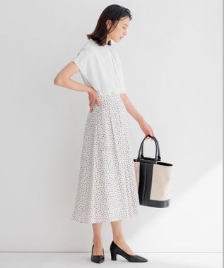 23区 【セットアップ対応/洗える】バックサテンアムンゼン ドットプリント スカート ベージュ×ブラックドット