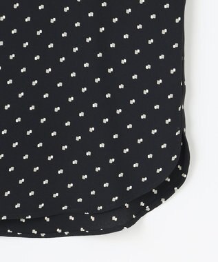 自由区 【セット可/洗える】ダブルスクエアプリント バンドカラーブラウス ネイビー系5