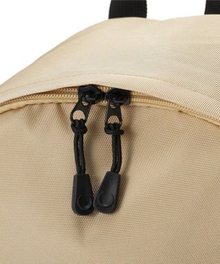earth music&ecology ぷくぷくチャーム付リュック Beige