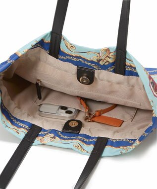TOPKAPI 【TREASURE TOPKAPI】マイルドサテン スカーフ柄 巾着 トート バッグ ブルー