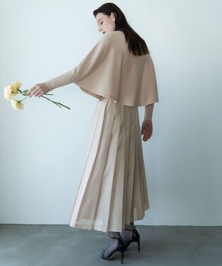 自由区 【カトリエムブーケ】Soyeux touche ポンチョニット エクリュ