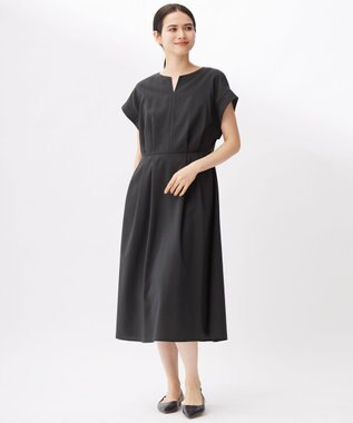 自由区 L 【17号サイズまで展開・カタログ掲載・UVカット・洗える】ウーステッドライク ワンピース ネイビー