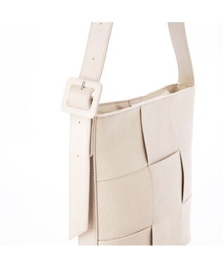 UNBILLION カシュカシュ cachecache / イントレチャートショルダーバッグ アイボリー